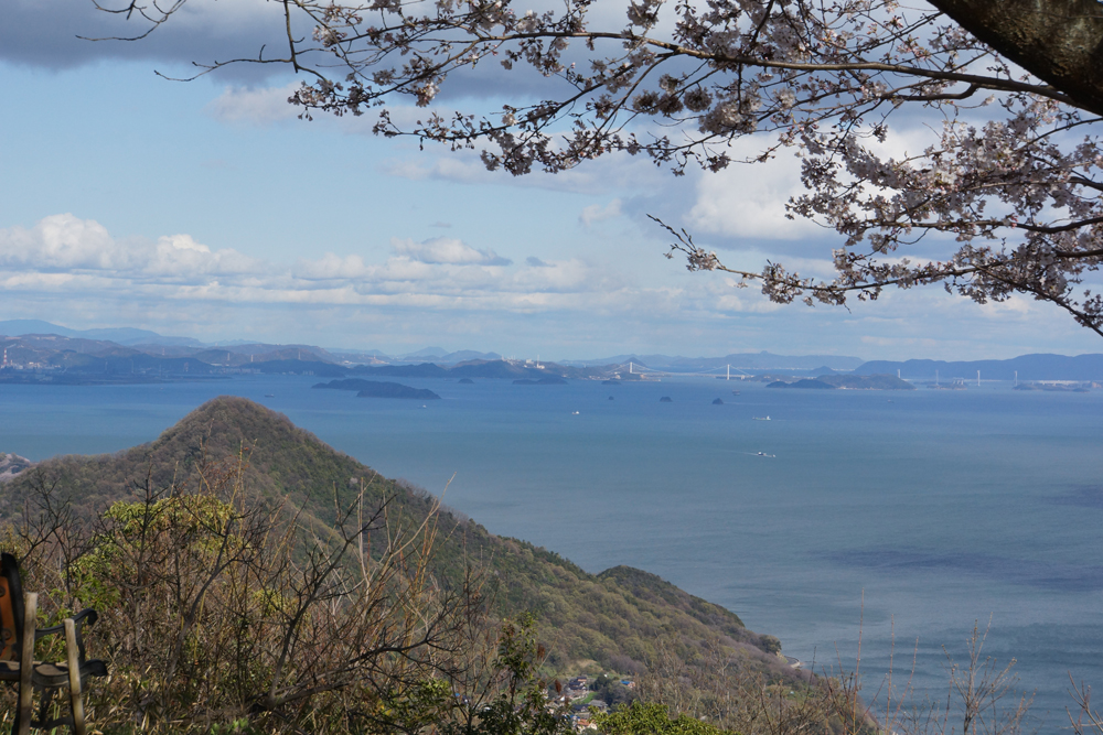 青佐山が眼下に！